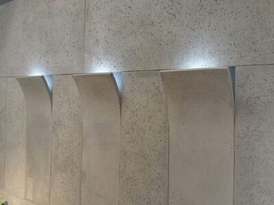 Płyty betonowe SLABB. Betonowe płyty dostępne w różnych kolorach: biały, szary, antracyt. Impregnowane płyty betonowe wykonane z betonu architektonicznego, odporne na warunki atmosferyczne. Płyty betonowe SLABB - sklep z płytami betonowymi OGRODZENIE Nowoczesne