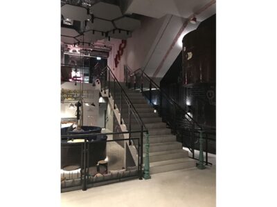 schody-betonowe-L-100x35x3-beton-architektoniczny-dfv46